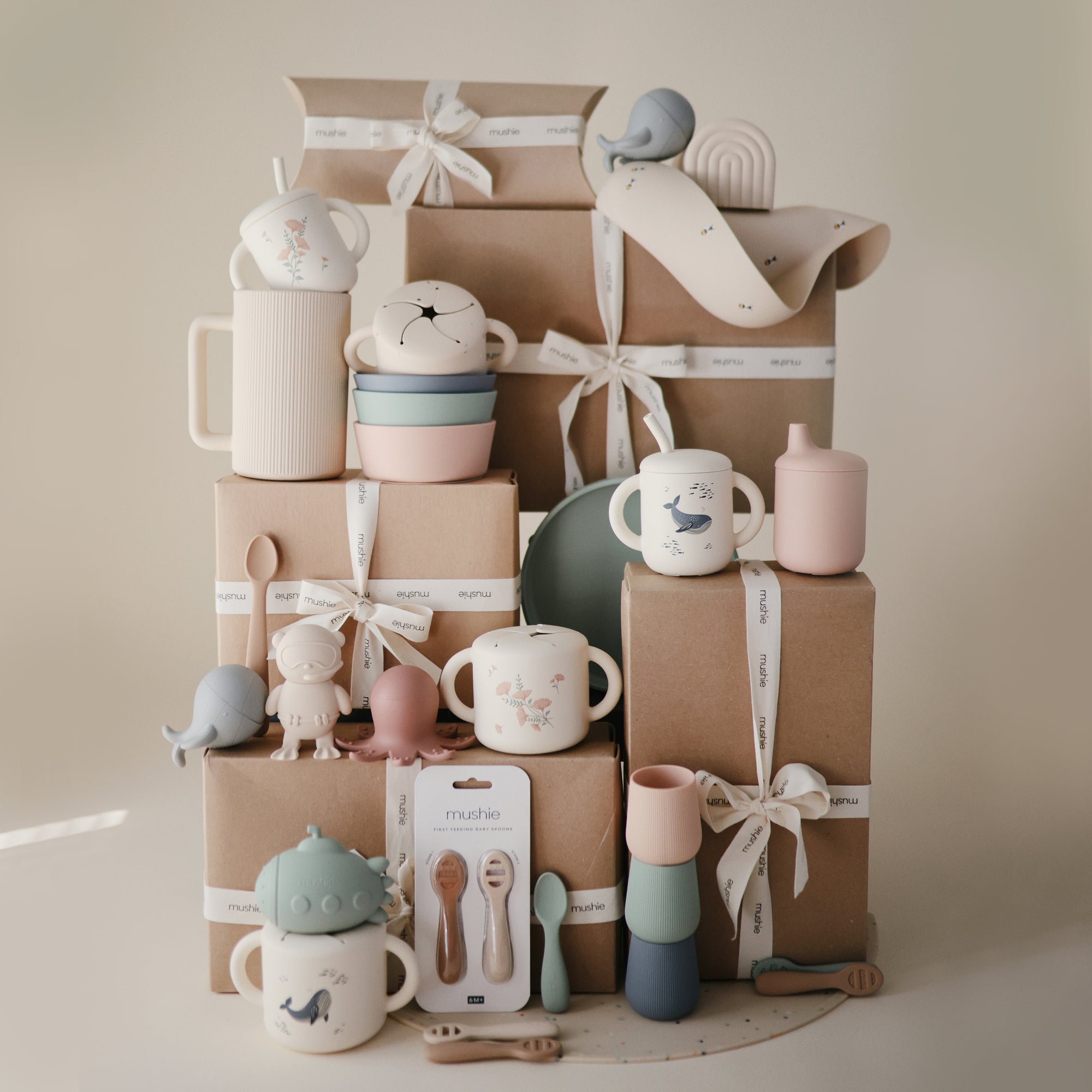 Deluxe Feeding Kit (Vanilla Confetti/Cambridge Blue)