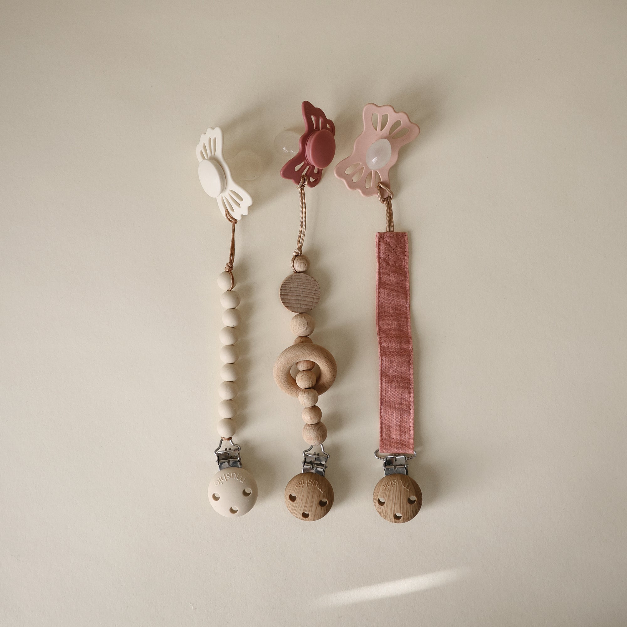 Silicone Pacifier Clip | Mila